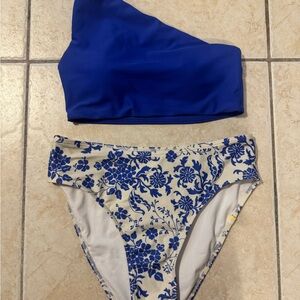 Floral Blue and Cream Bikini Bottom